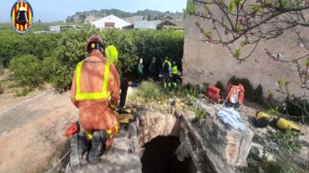 rescat de persones de un pou